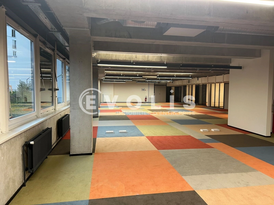 Photo 3 – vente bureaux	PARIS (75018)