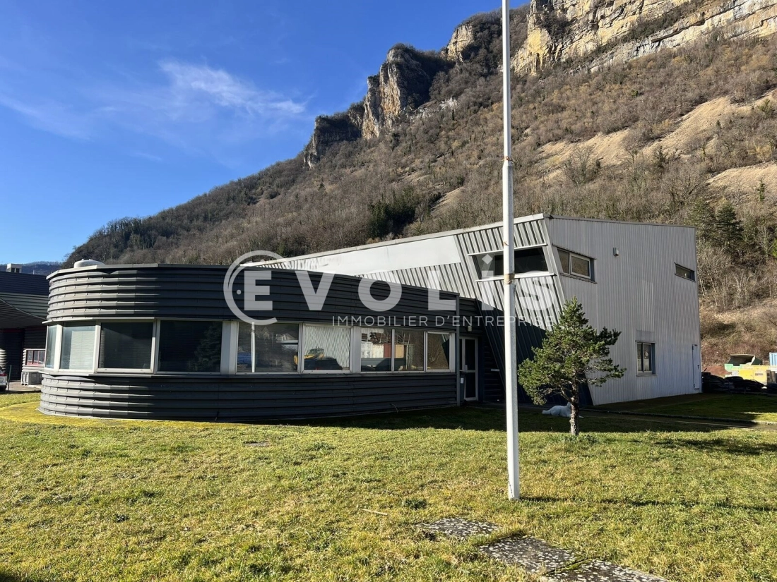 Photo 3 – vente Entrepôts / activités	SAINT RAMBERT EN BUGEY (01230)