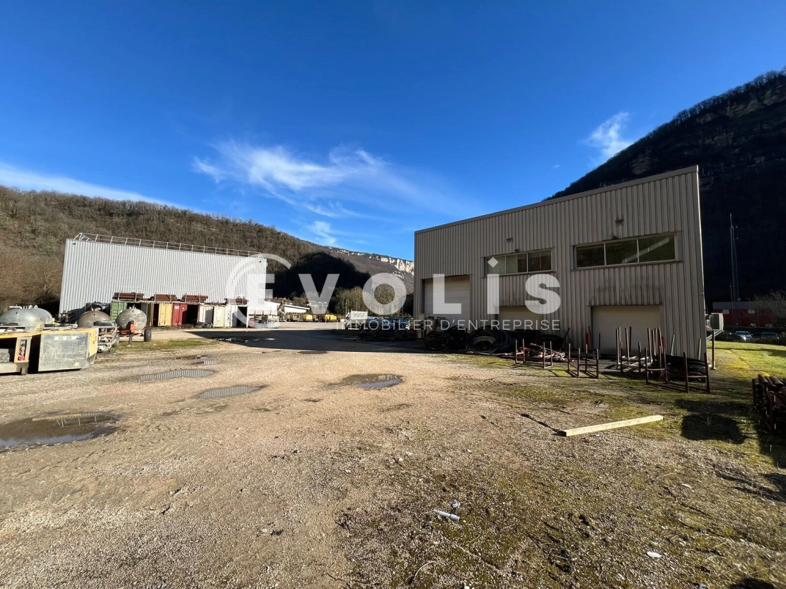 Photo 5 – vente Entrepôts / activités	SAINT RAMBERT EN BUGEY (01230)