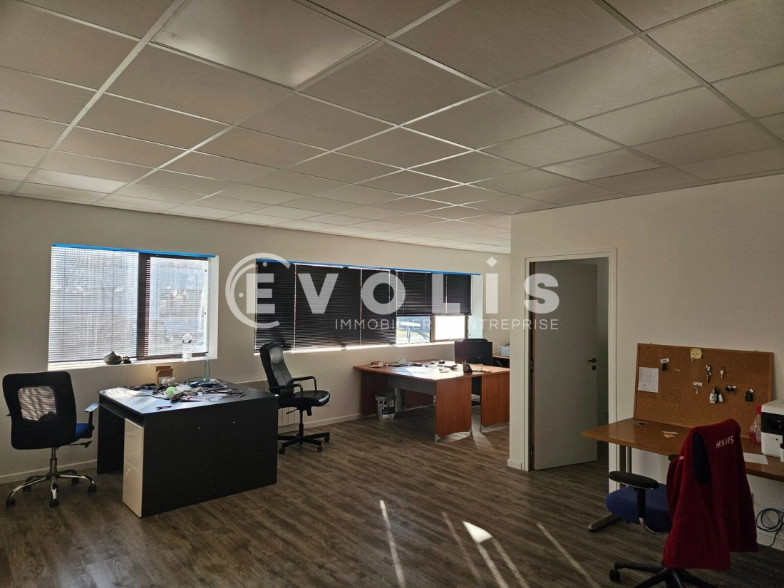 Photo 2 – location bureaux	LES ULIS (91940)