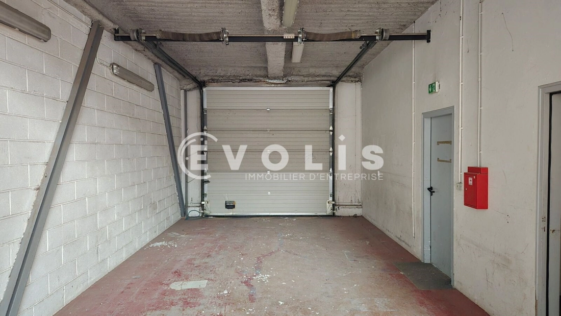 Photo 2 – location Entrepôts / activités	VILLEJUIF (94800)