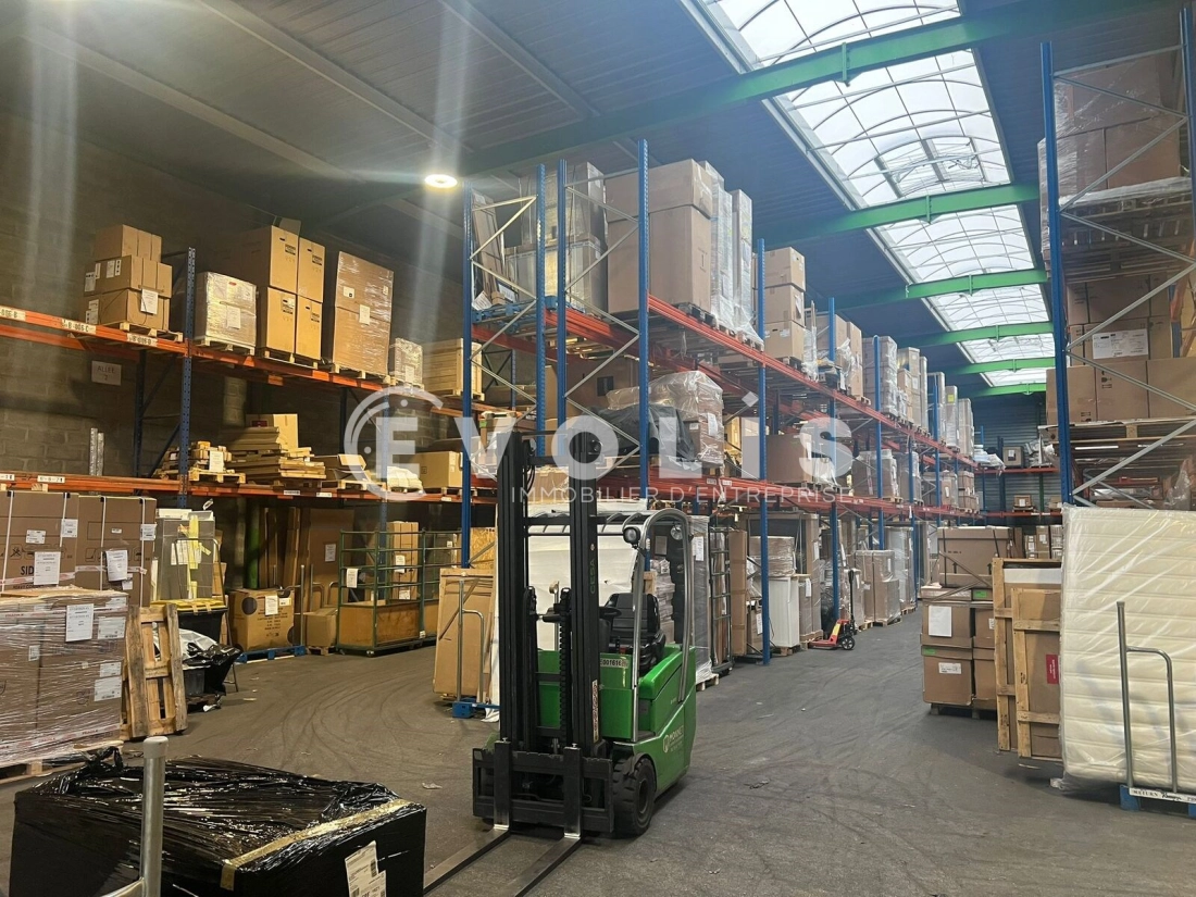 Photo 9 – location Entrepôts / activités	GENAS (69740)