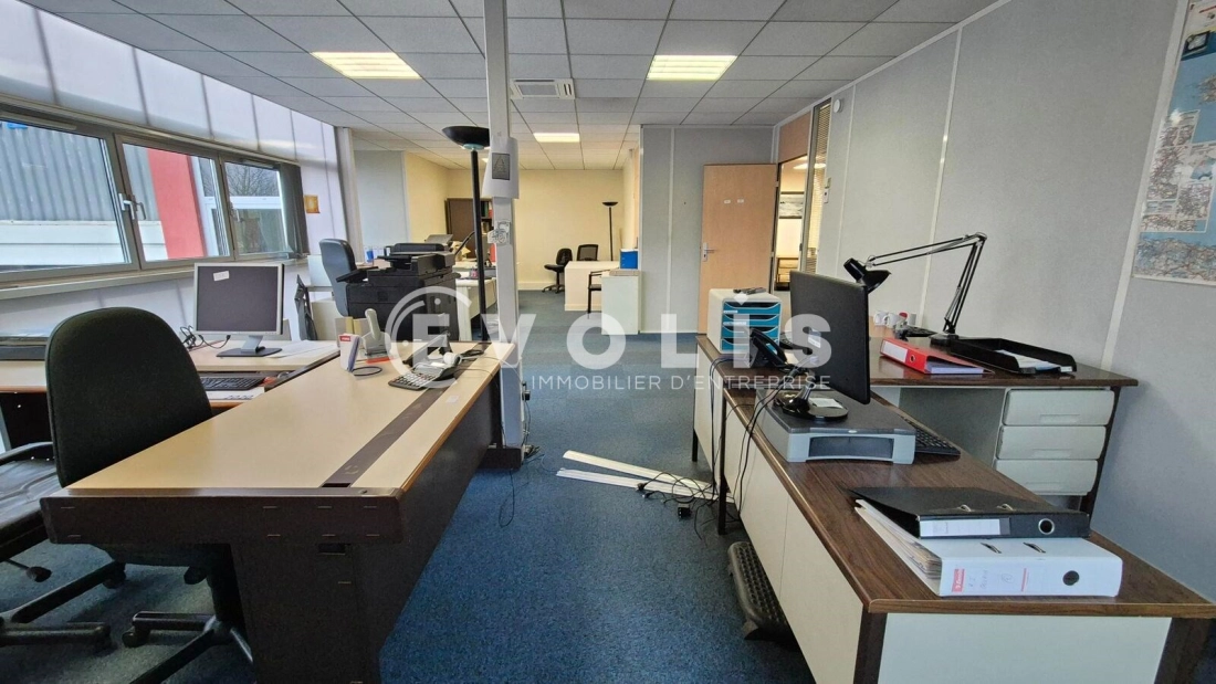 Photo 11 – location Entrepôts / activités	SERRIS (77700)