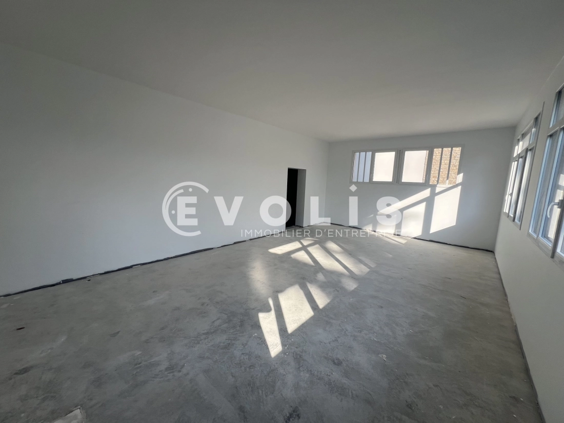 Photo 1 – location bureaux	SAINT MAUR DES FOSSES (94100)