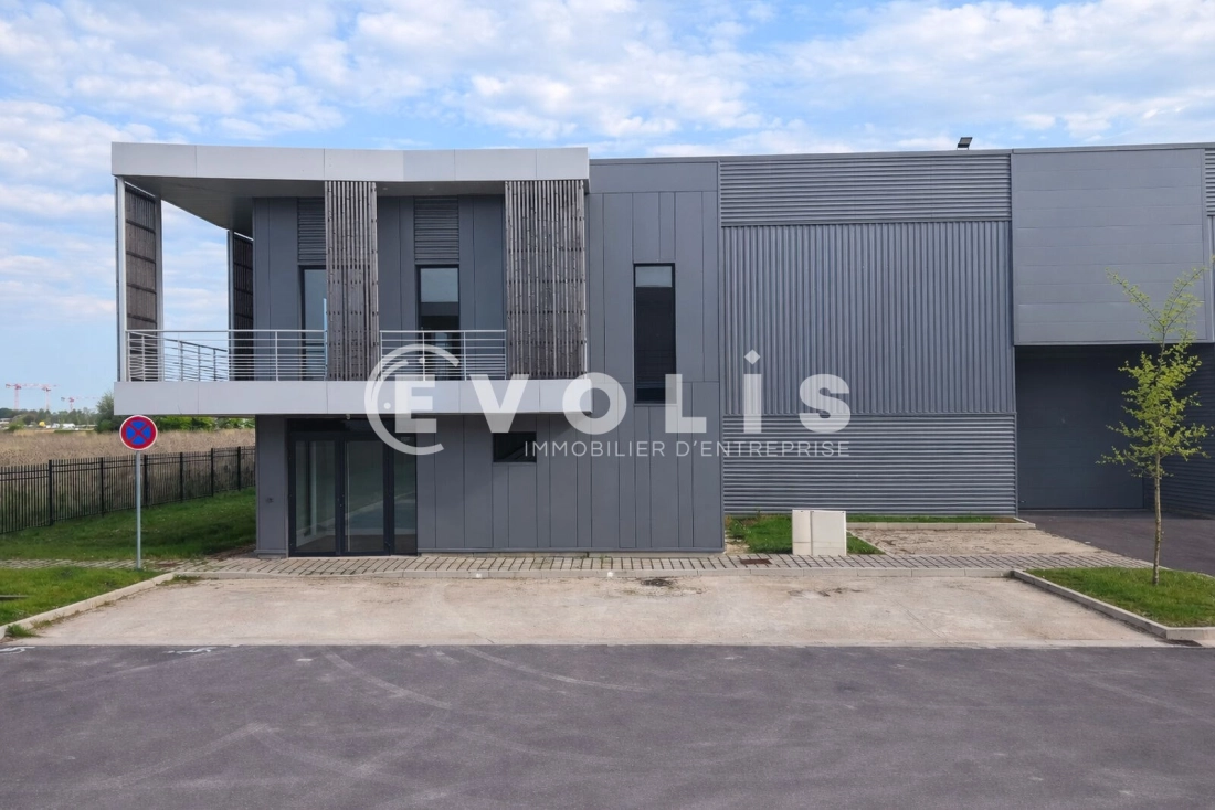 Photo 13 – location Entrepôts / activités	CHANTELOUP EN BRIE (77600)