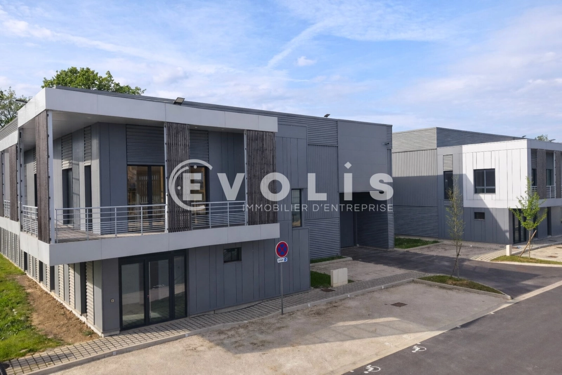 Photo 14 – location Entrepôts / activités	CHANTELOUP EN BRIE (77600)