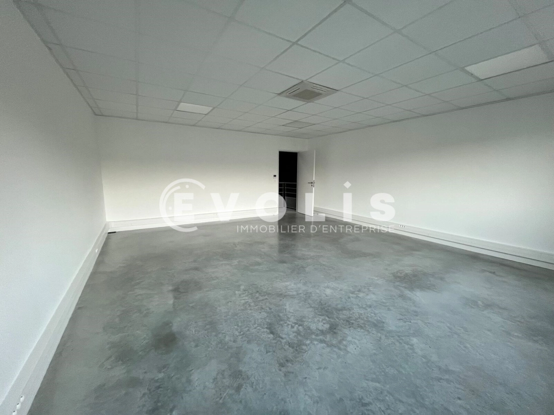 Photo 8 – location Entrepôts / activités	MERIGNAC (33700)