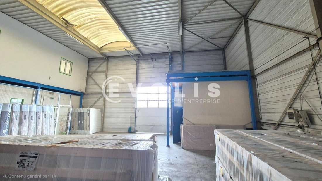 Photo 3 – location Entrepôts / activités	CLAYE SOUILLY (77410)