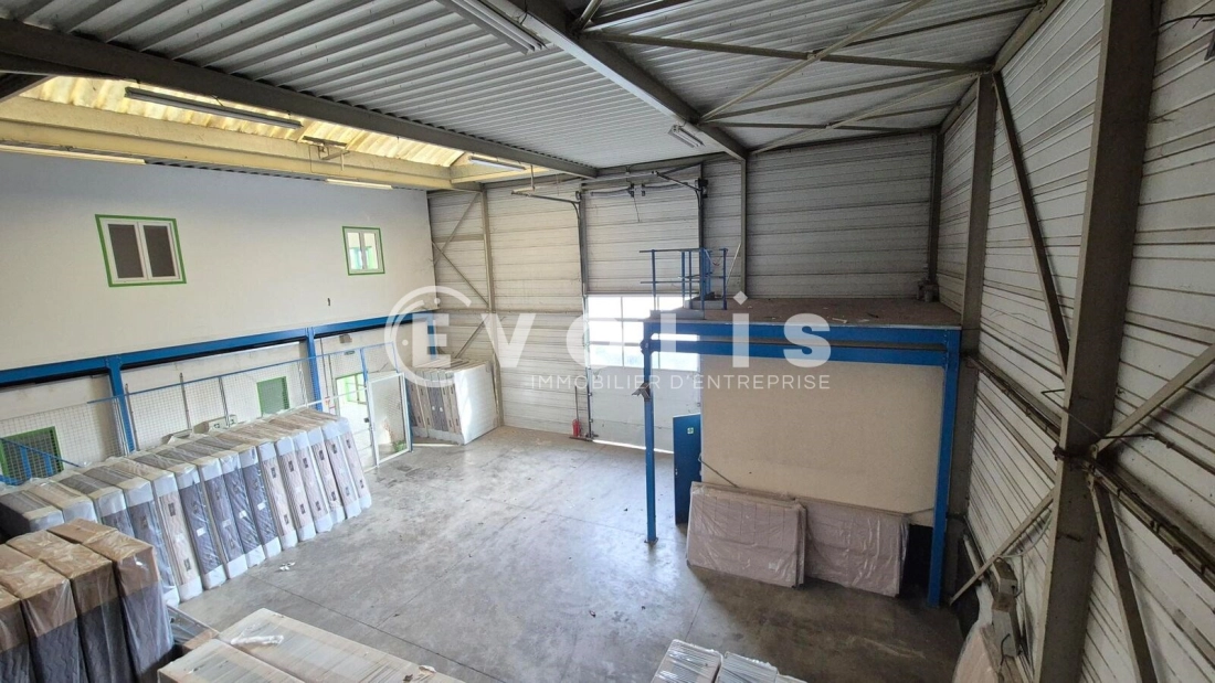 Photo 5 – location Entrepôts / activités	CLAYE SOUILLY (77410)