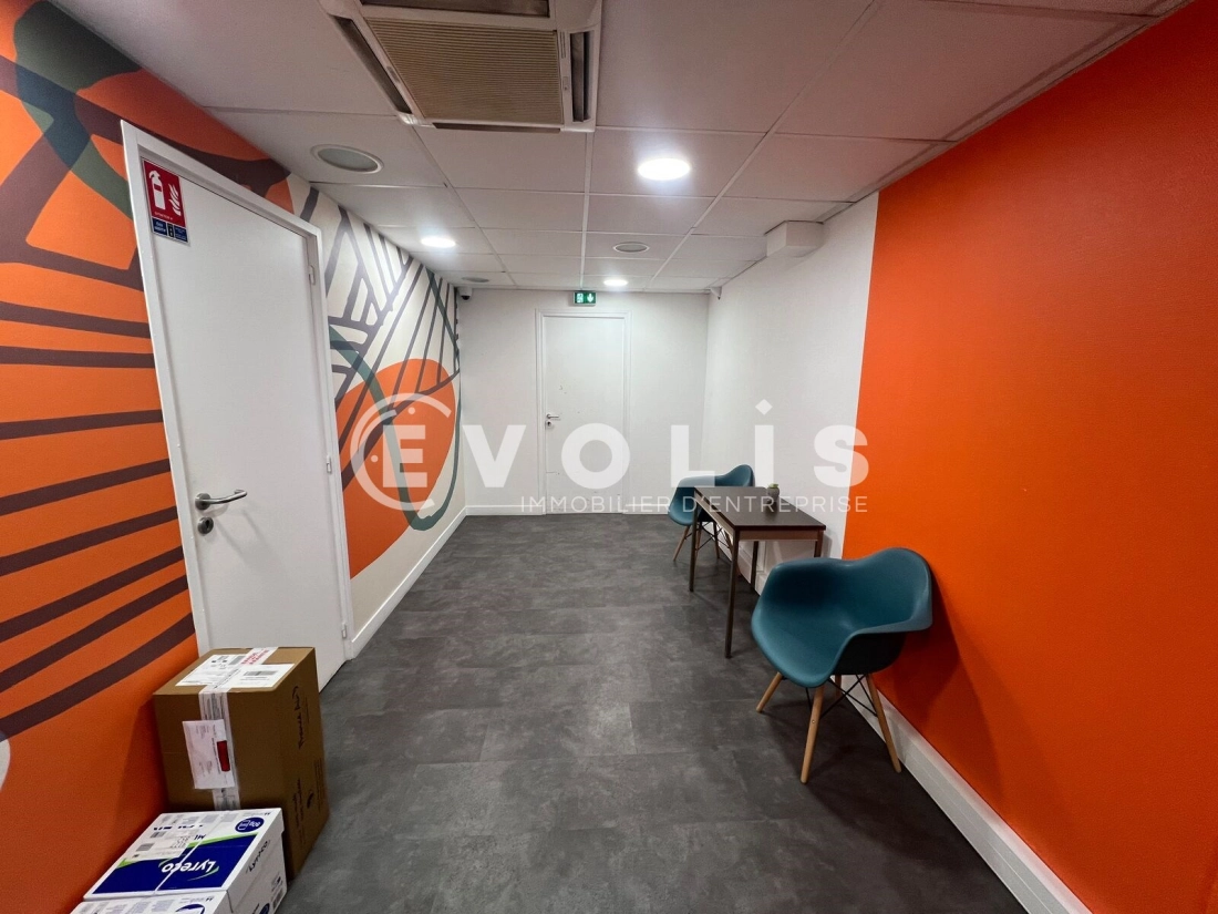 Photo 6 – vente bureaux	SAINT THIBAULT DES VIGNES (77400)