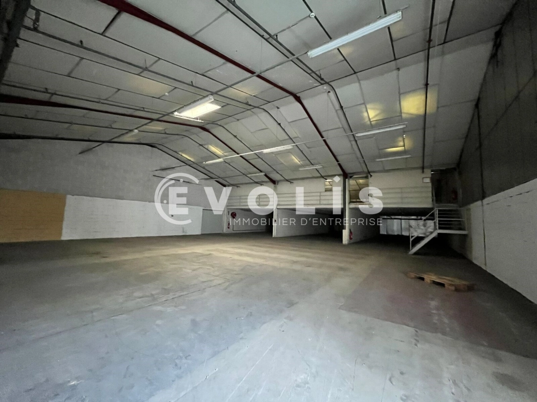 Photo 6 – location Entrepôts / activités	VILLENAVE D'ORNON (33140)