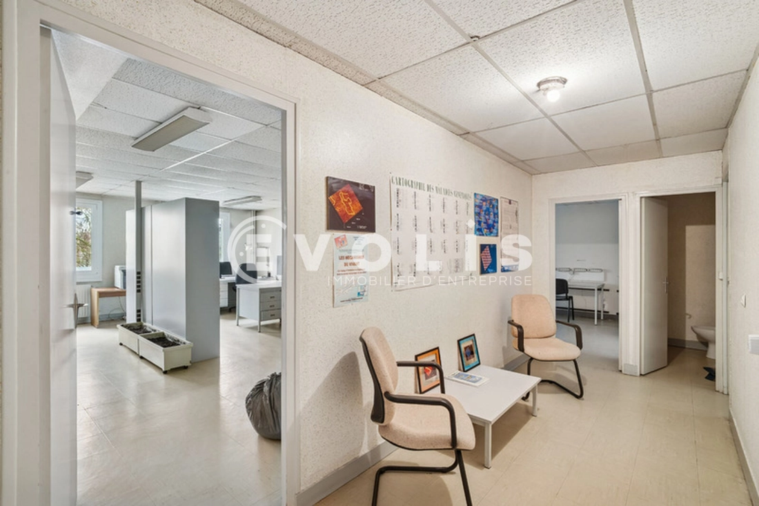 Photo 3 – vente bureaux	NOISY LE GRAND (93160)