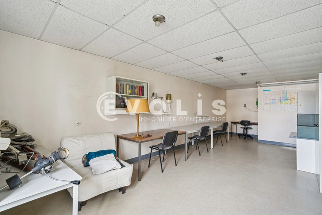 Photo 9 – vente bureaux	NOISY LE GRAND (93160)