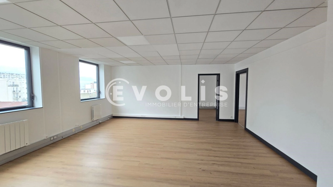 Photo 2 – location bureaux	IVRY SUR SEINE (94200)