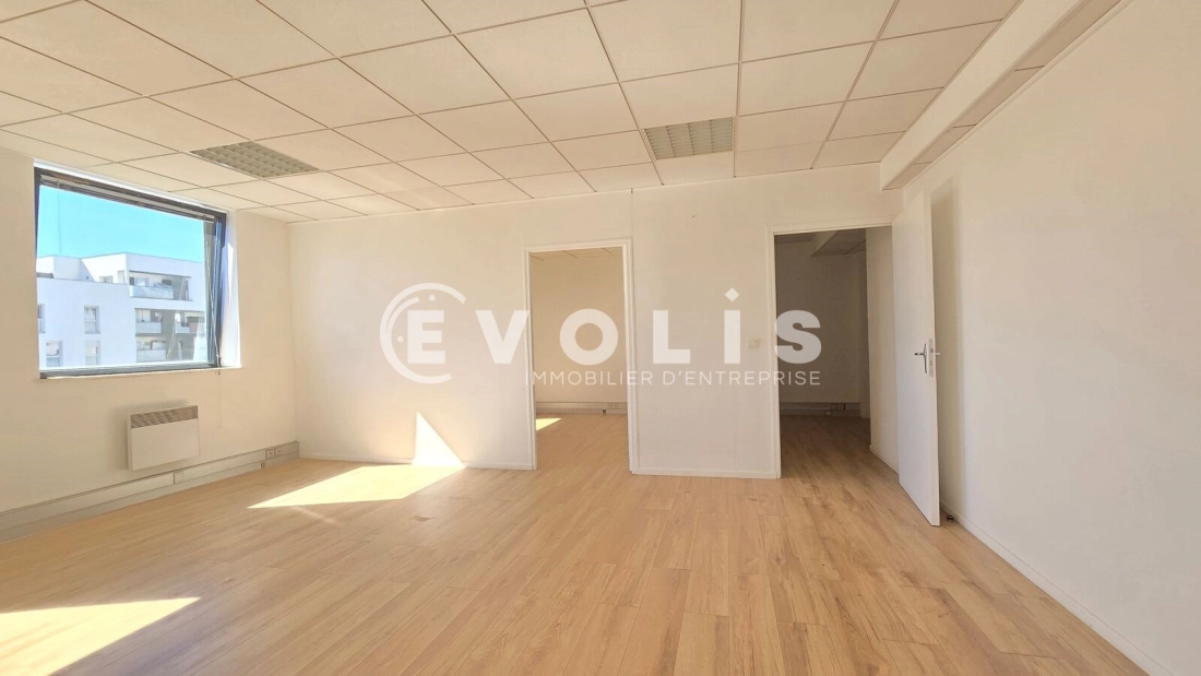 Photo 13 – location bureaux	IVRY SUR SEINE (94200)