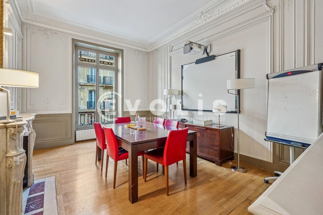 Photo 13 – vente bureaux	PARIS (75008)