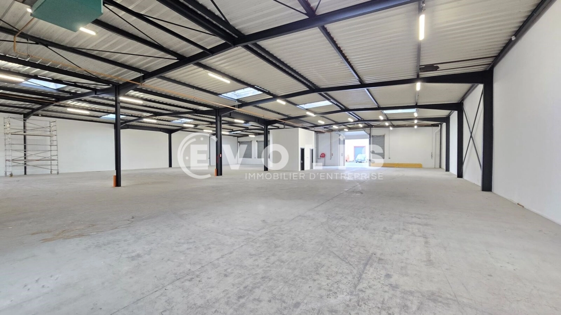 Photo 8 – location Entrepôts / activités	IVRY SUR SEINE (94200)