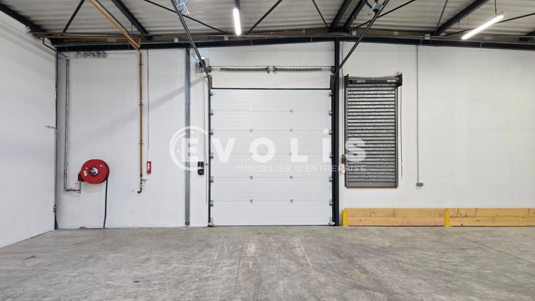 Photo 9 – location Entrepôts / activités	IVRY SUR SEINE (94200)