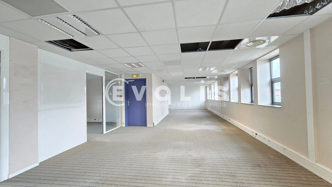 Photo 13 – location Entrepôts / activités	IVRY SUR SEINE (94200)