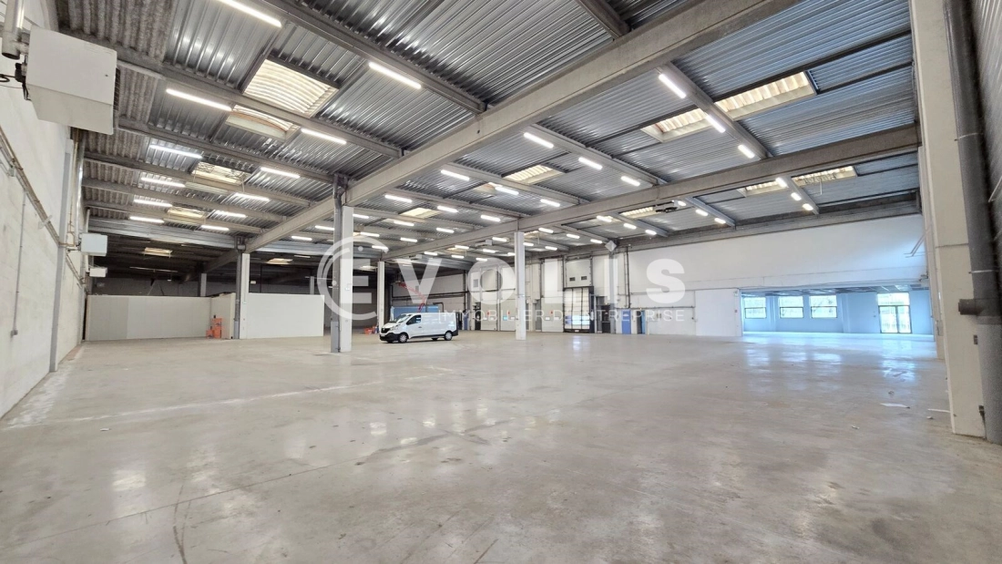 Photo 3 – location Entrepôts / activités	IVRY SUR SEINE (94200)