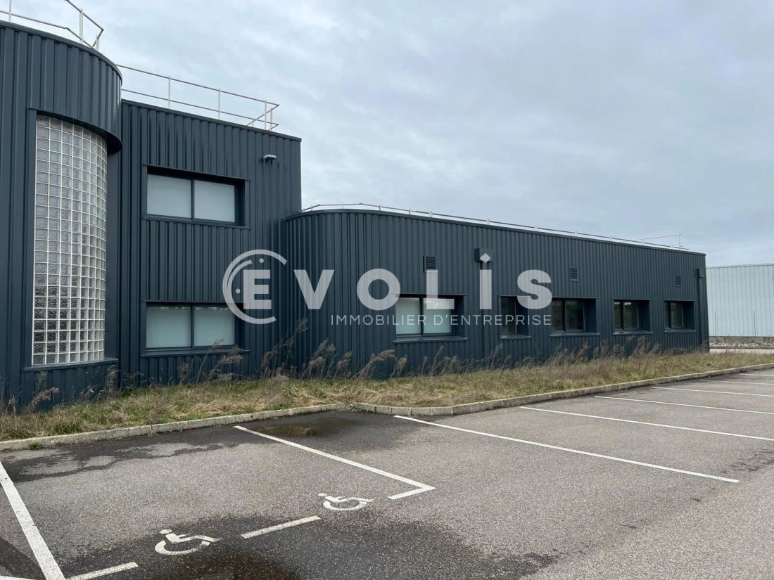Photo 7 – vente Entrepôts / activités	SAINT ANDRE DE CORCY (01390)