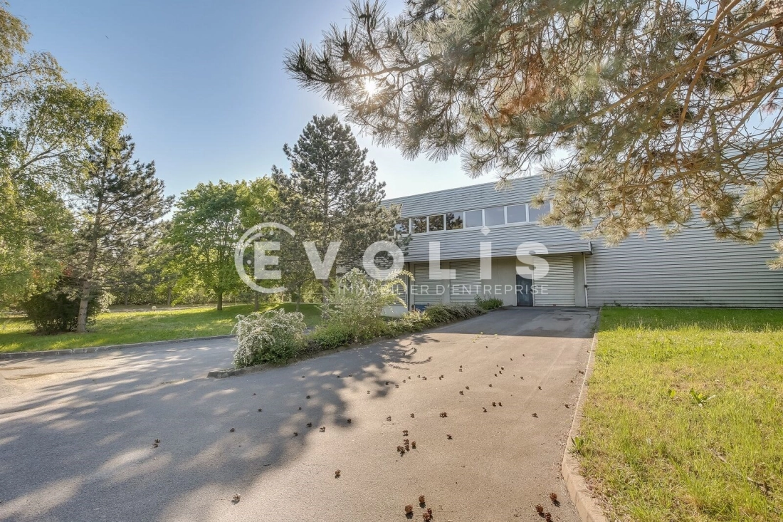 Photo 5 – location Entrepôts / activités	EVRY COURCOURONNES (91080)
