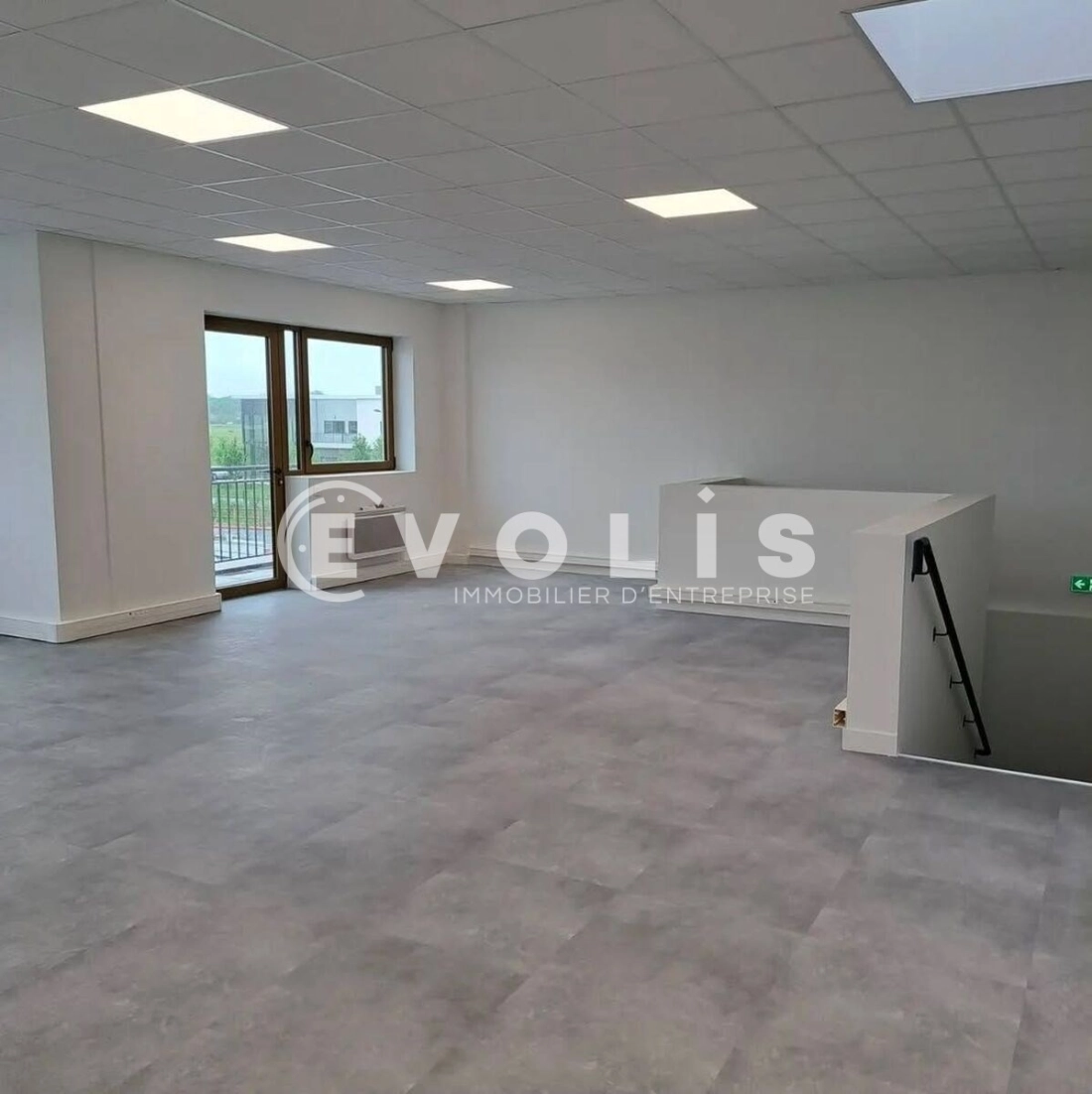 Photo 5 – location Entrepôts / activités	BAILLY ROMAINVILLIERS (77700)