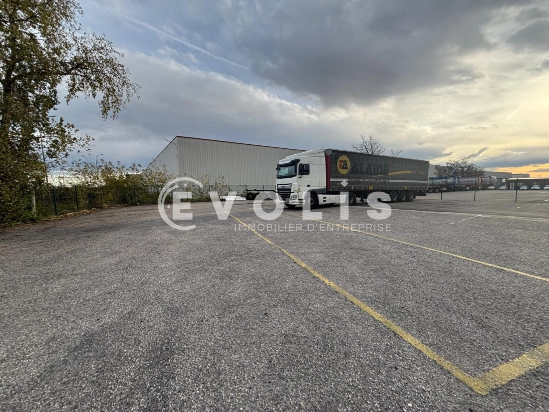 Photo 4 – location Entrepôts / activités	VENISSIEUX (69200)