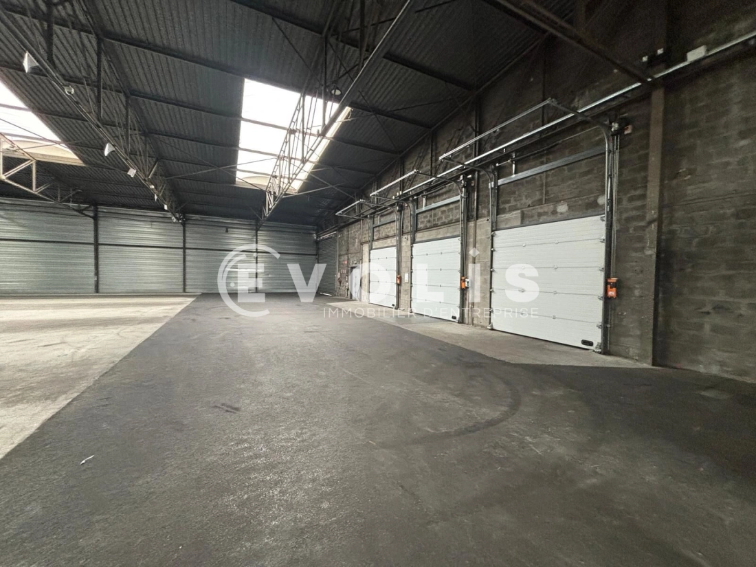 Photo 8 – location Entrepôts / activités	VENISSIEUX (69200)