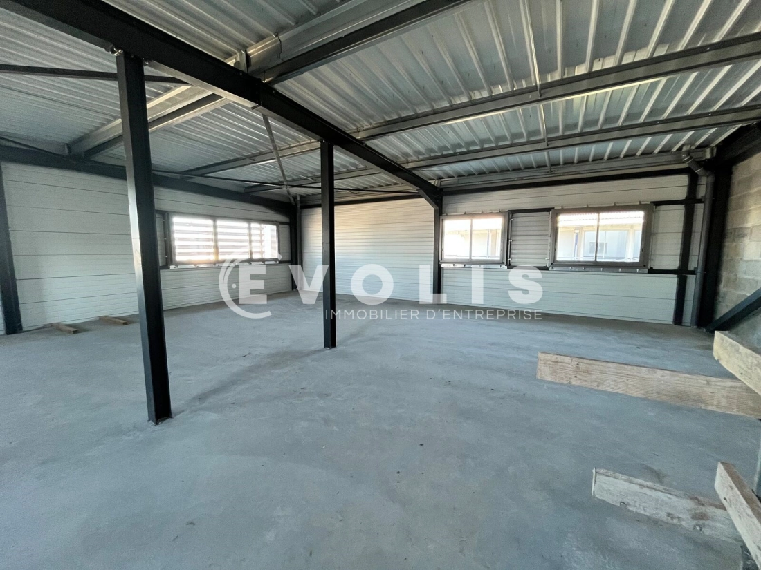 Photo 9 – location Entrepôts / activités	BASSENS (33530)