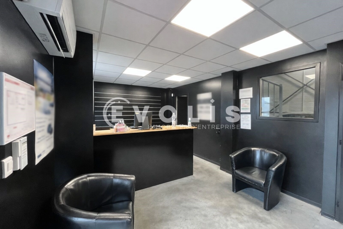 Photo 7 – location Entrepôts / activités	VILLENAVE D'ORNON (33140)