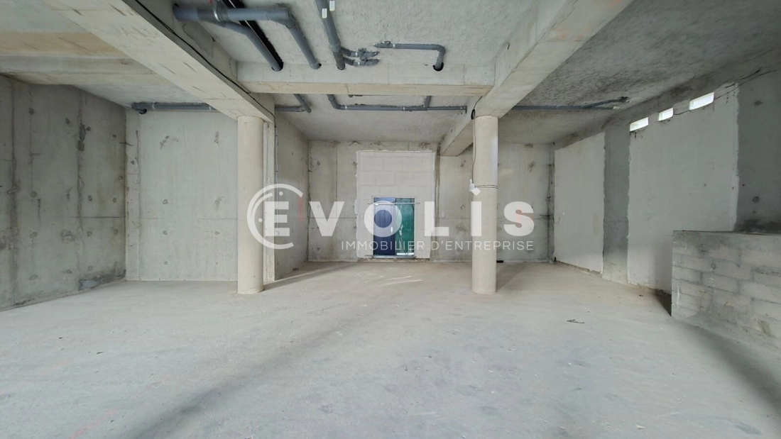 Photo 6 – vente Entrepôts / activités	IVRY SUR SEINE (94200)