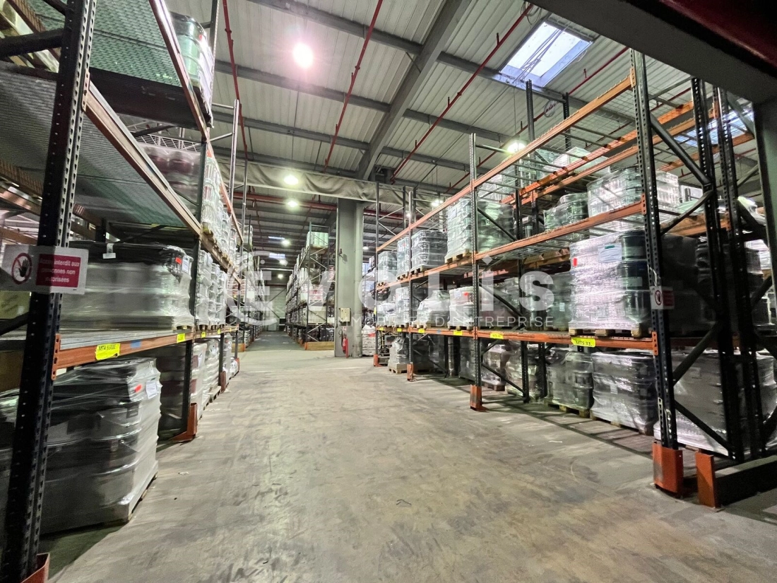 Photo 9 – location Entrepôts / activités	CANEJAN (33610)