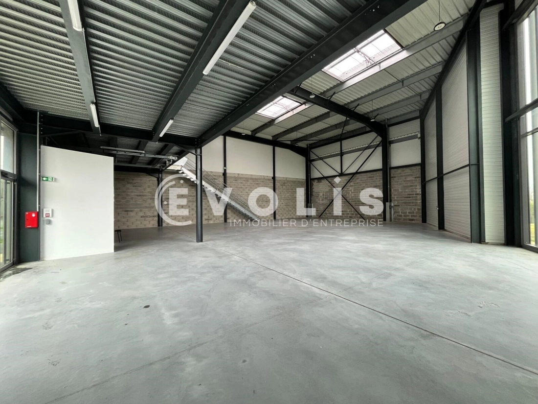 Photo 11 – location Entrepôts / activités	TRESSES (33370)