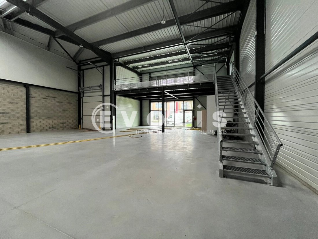 Photo 14 – location Entrepôts / activités	TRESSES (33370)