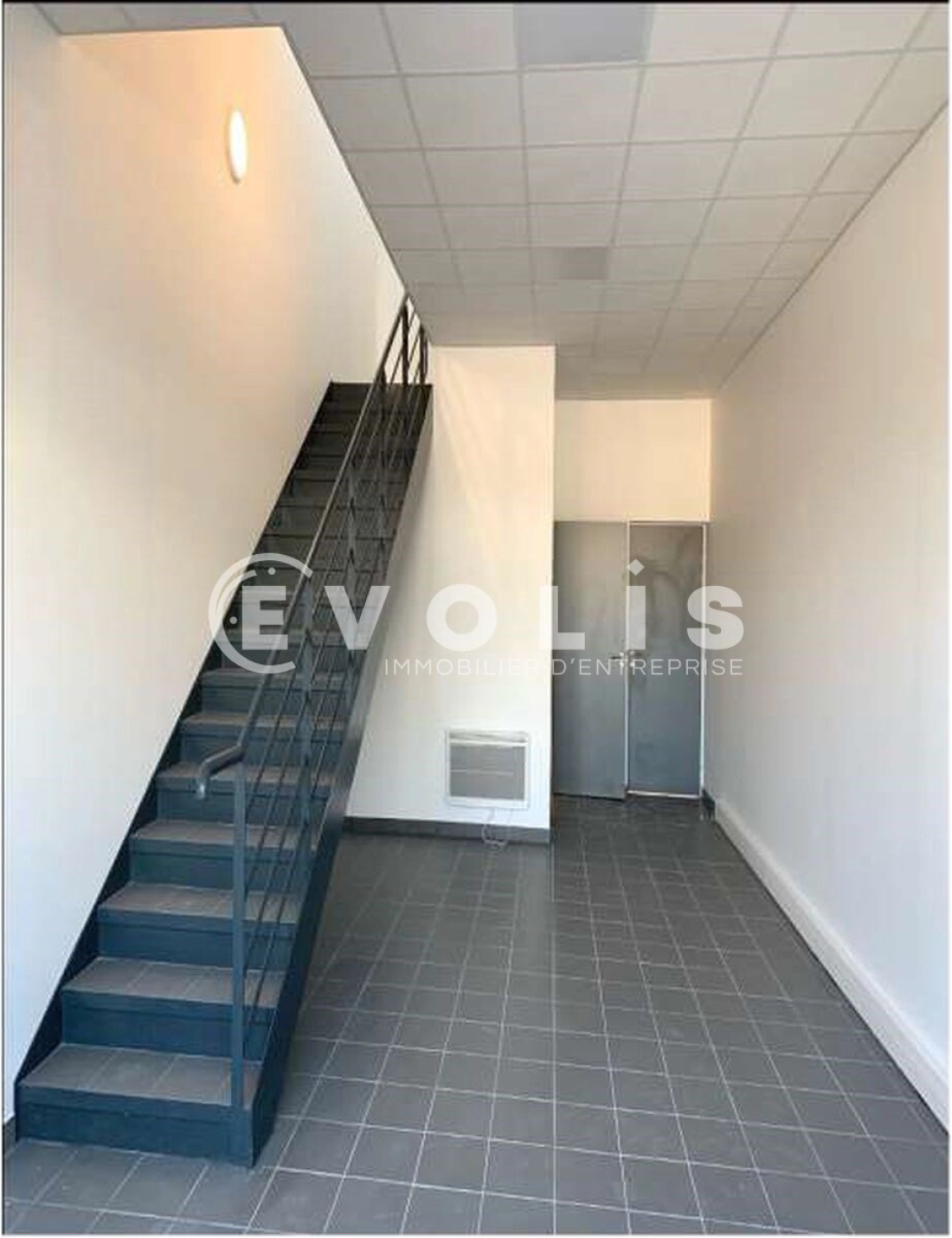 Photo 10 – vente Entrepôts / activités	TREMBLAY EN FRANCE (93290)