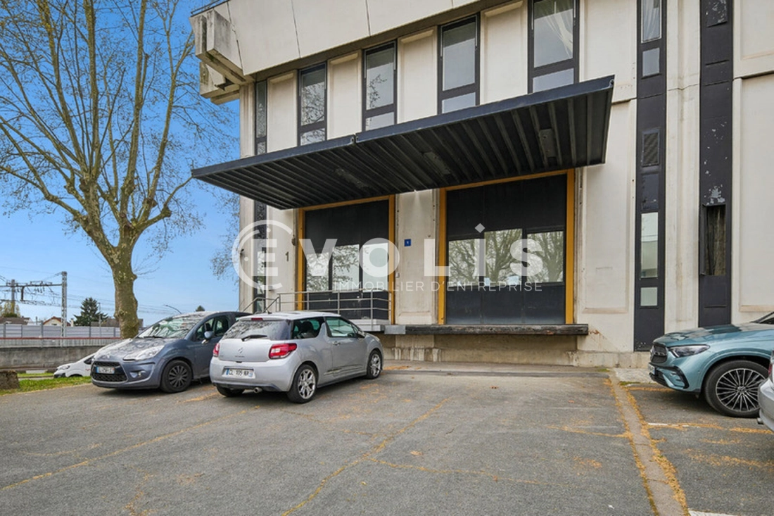 Photo 8 – location Entrepôts / activités	RUNGIS (94150)