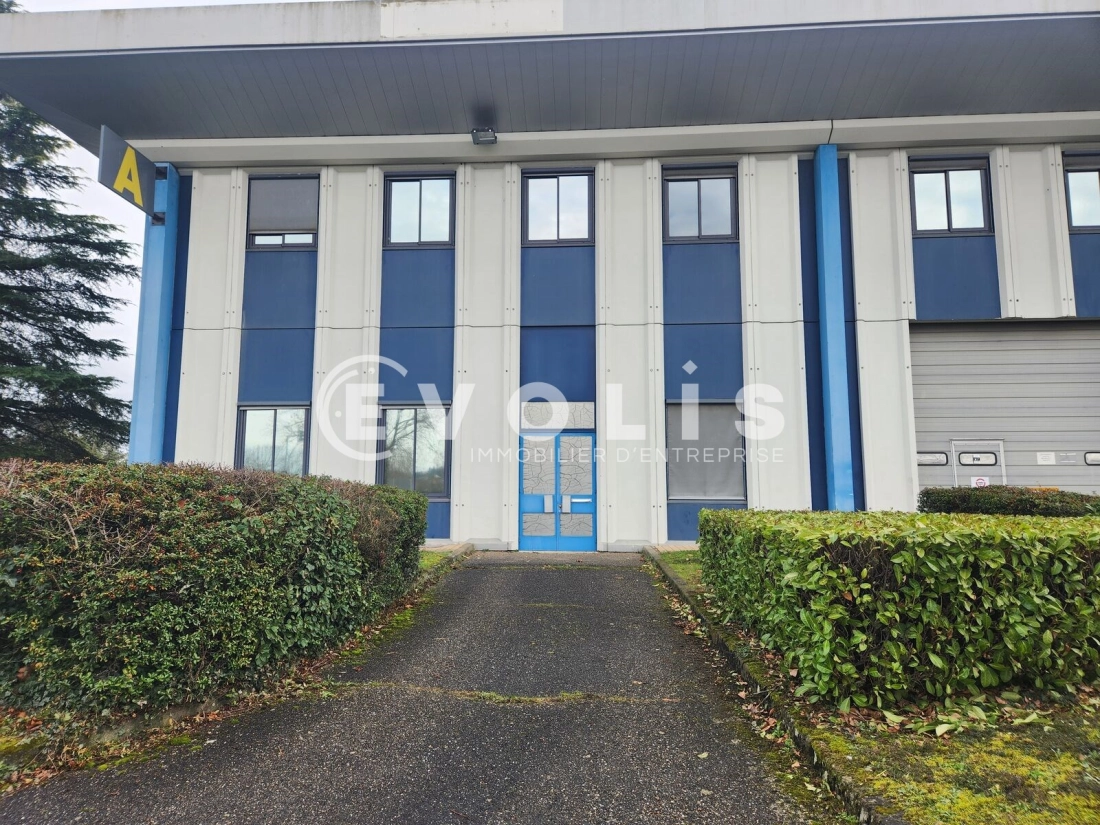 Photo 12 – location bureaux	SAINT QUENTIN FALLAVIER (38070)