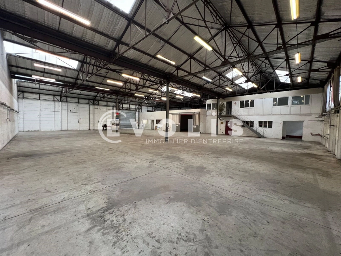 Photo 2 – location Entrepôts / activités	FEYZIN (69320)