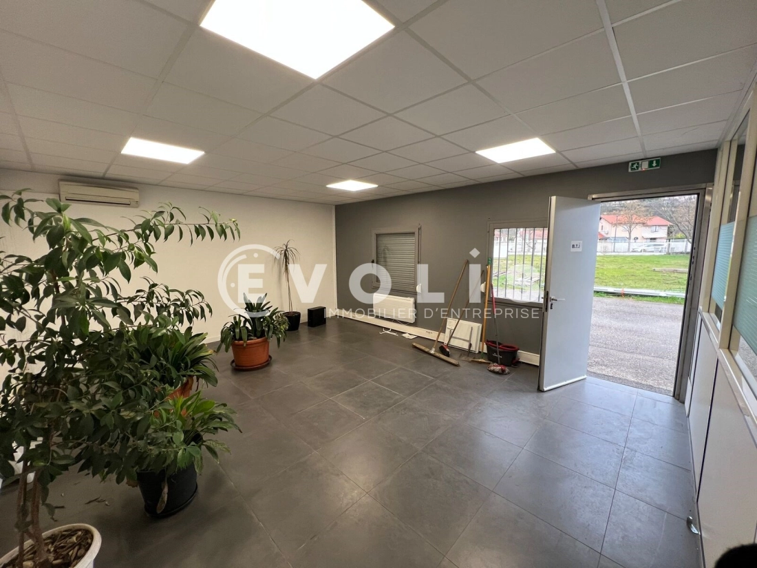 Photo 7 – location Entrepôts / activités	FEYZIN (69320)