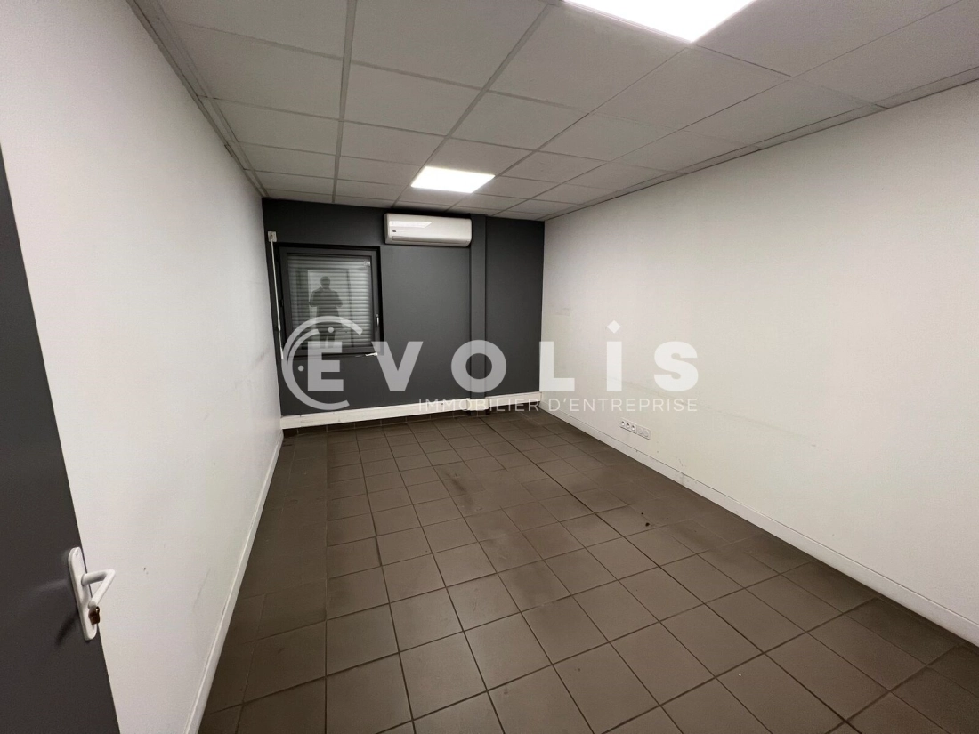 Photo 10 – location Entrepôts / activités	FEYZIN (69320)