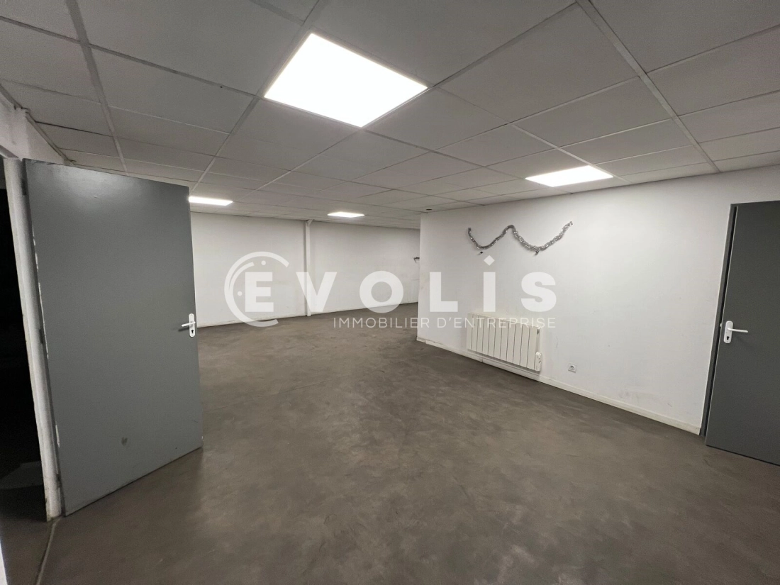 Photo 12 – location Entrepôts / activités	FEYZIN (69320)