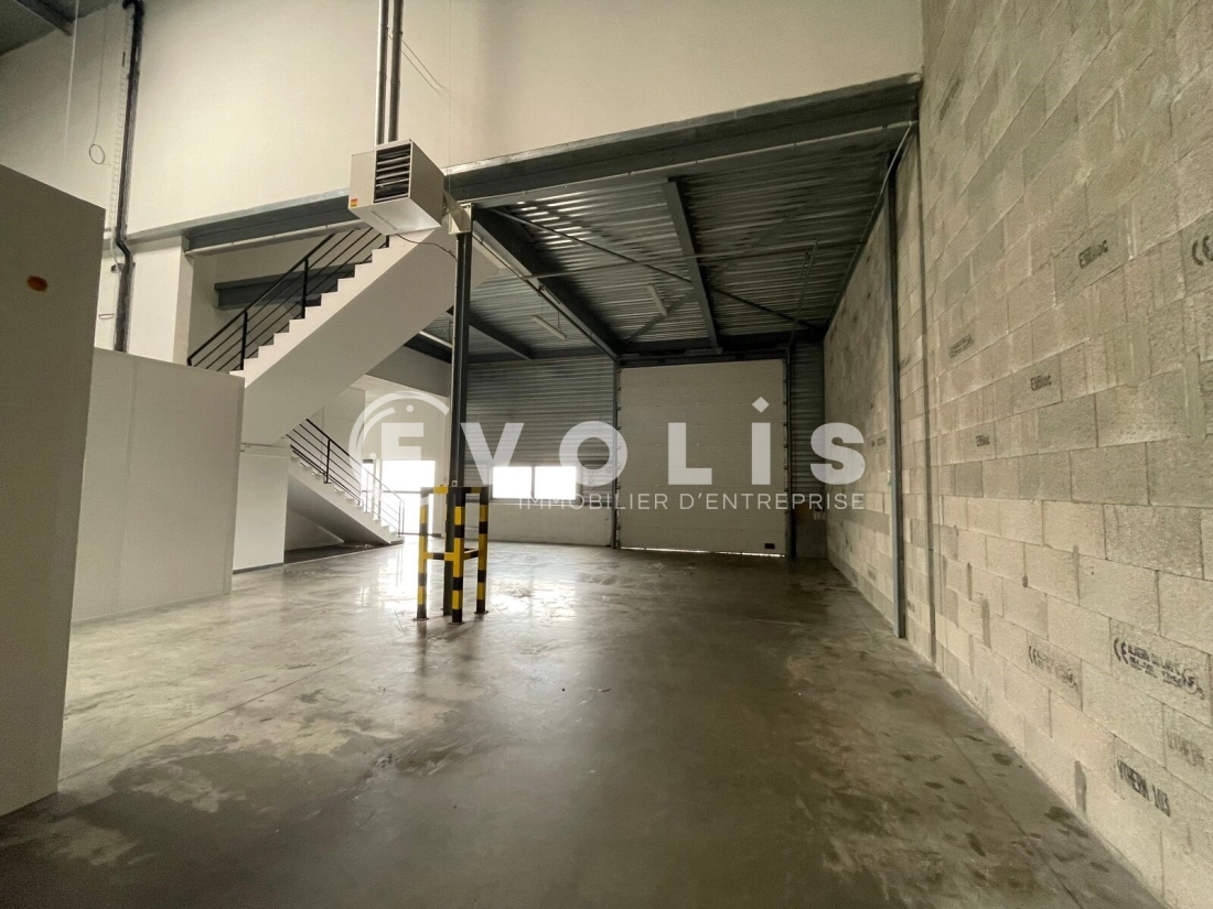 Photo 2 – location bureaux	SAINT JEAN D'ILLAC (33127)