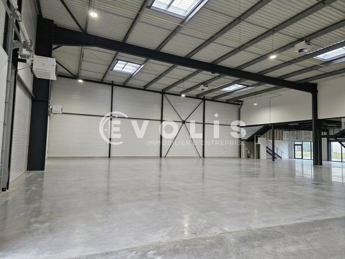 Photo 3 – vente Entrepôts / activités	BONDOUFLE (91070)