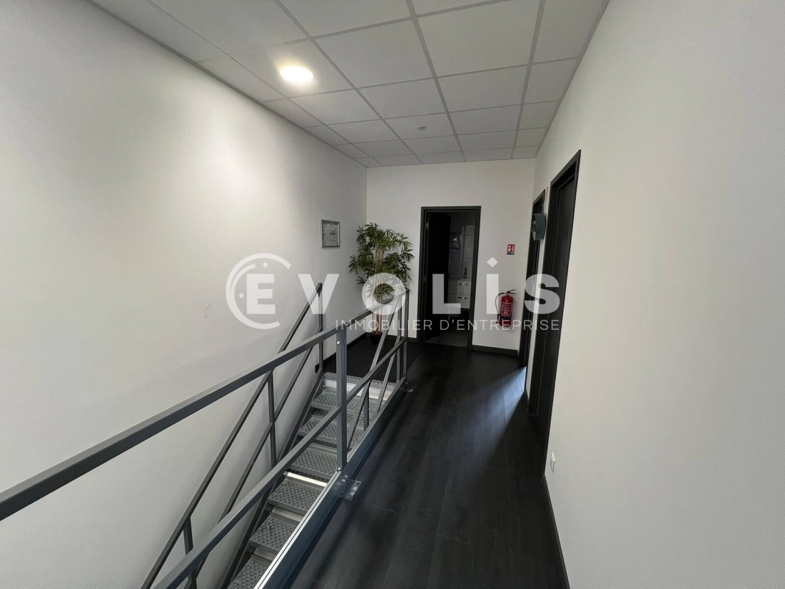 Photo 8 – location Entrepôts / activités	COLOMBIER SAUGNIEU (69124)