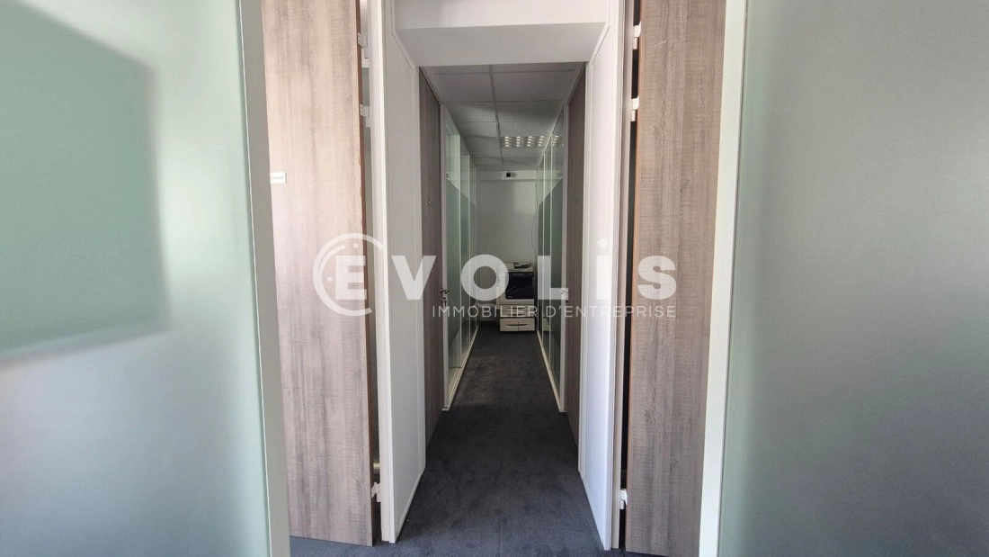 Photo 9 – vente Entrepôts / activités	SERRIS (77700)