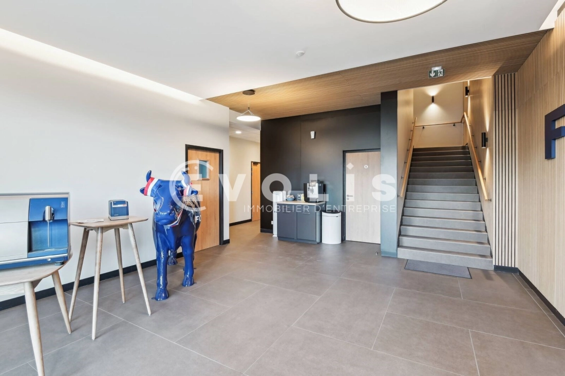 Photo 6 – location Entrepôts / activités	NANTERRE (92000)