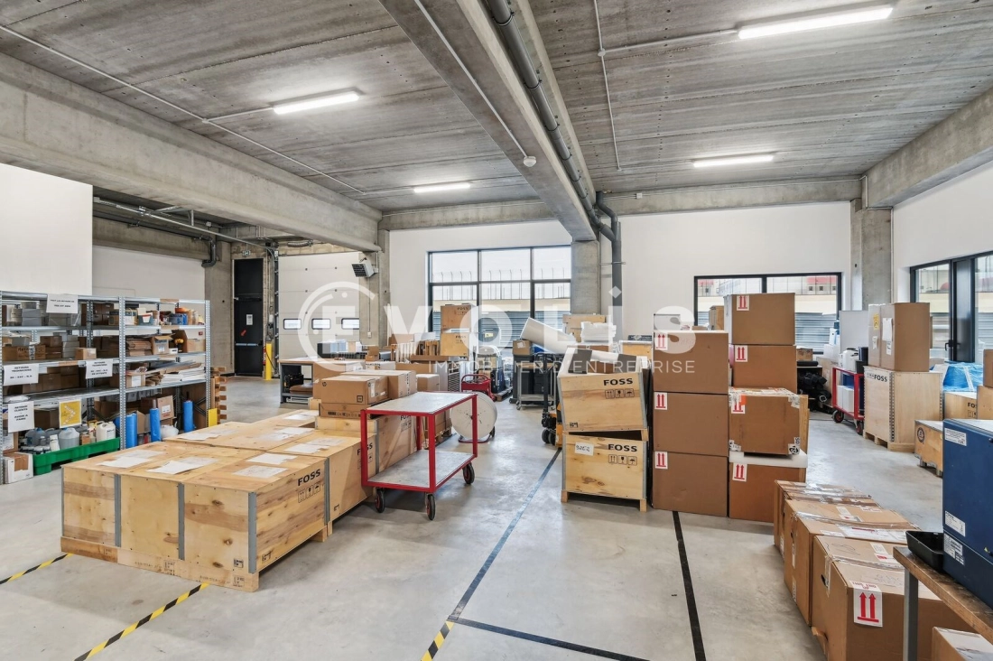 Photo 5 – location Entrepôts / activités	NANTERRE (92000)