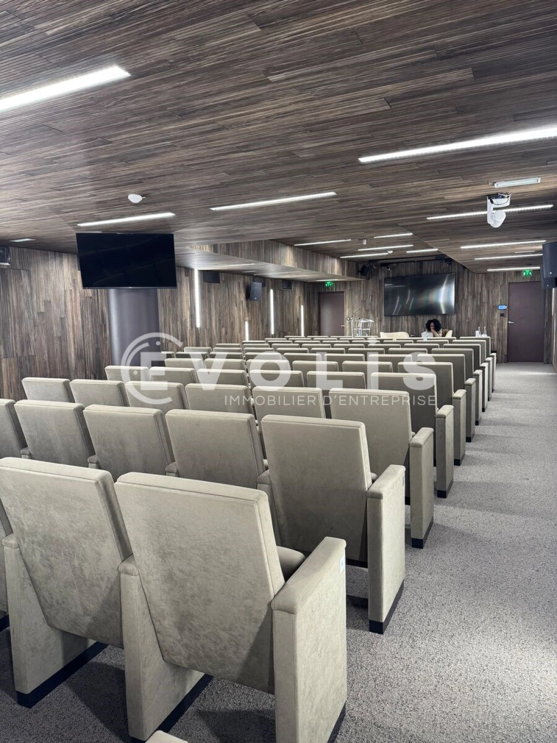 Photo 6 – location Coworking	PARIS (75008)