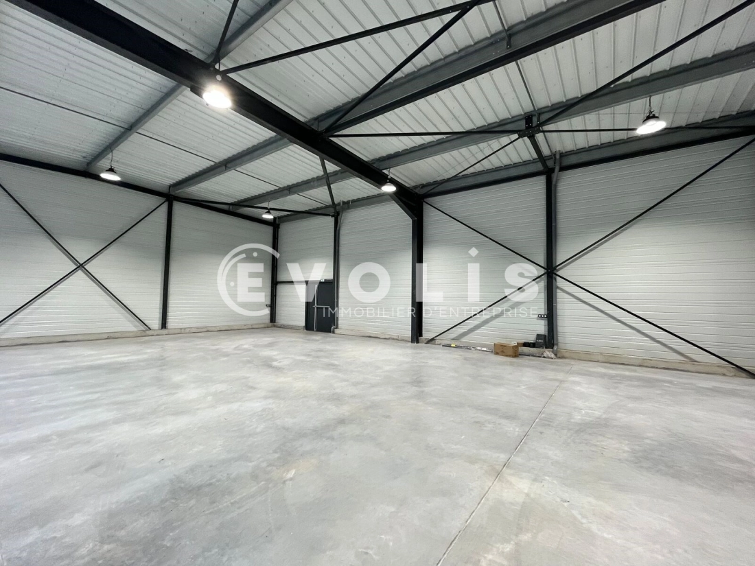 Photo 5 – location Entrepôts / activités	VILLENAVE D'ORNON (33140)